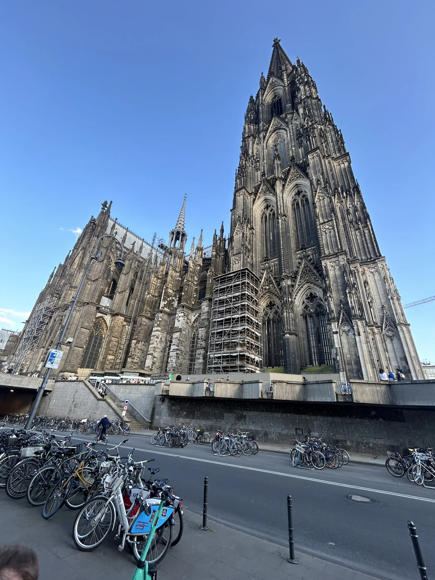 Der Kölner Dom während der Herrentour 2024